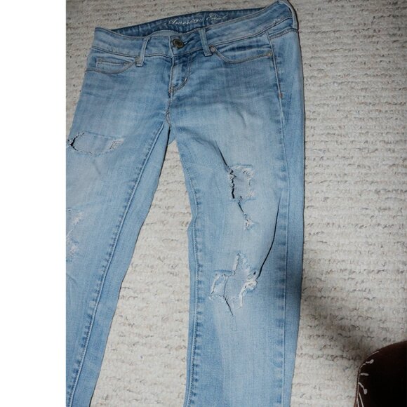 Ripped Jeans - American Eagle - Picture 5 of 7